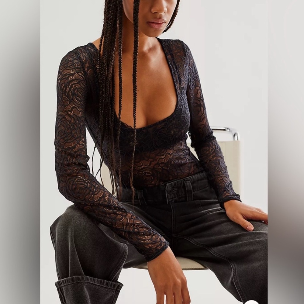 Free People In My Head Sheer Long Sleeve Lace Thong Back Bodysuit size small
